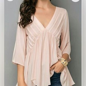 Nlife Women's V Neck Pleated Half Sleeve Asymmetric Hem Solid Color Blouse